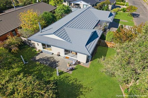 Photo of property in 15 Legorne Lane, Havelock North, 4130