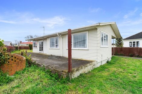 Photo of property in 2 Cook Street, Levin, 5510
