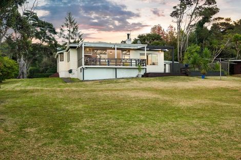 Photo of property in 17 Awhiorangi Promenade, Swanson, Auckland, 0816