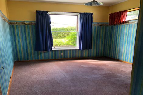 Photo of property in 35 Scotland Terrace, Green Island, Dunedin, 9018