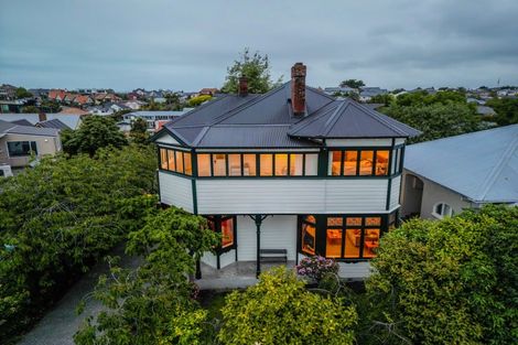 Photo of property in 16 Wai-iti Road, Maori Hill, Timaru, 7910