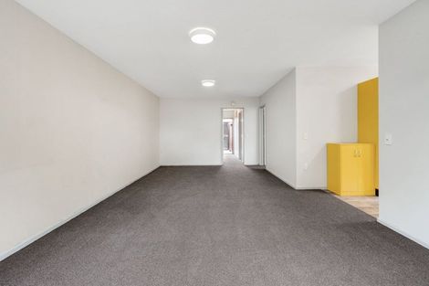 Photo of property in 2/218 Lincoln Road, Addington, Christchurch, 8024