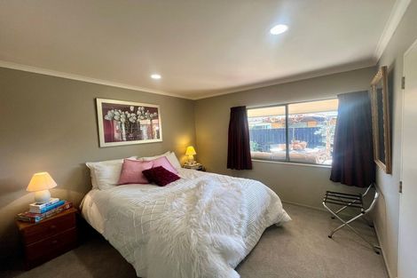 Photo of property in 7 Belgrove Drive, Waipukurau, 4200