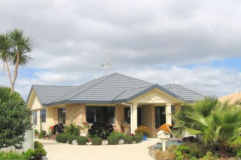 Photo of property in 101 Denny Hulme Drive, Mount Maunganui, 3116