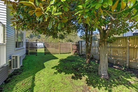 Photo of property in 24 Arnold Street, Sumner, Christchurch, 8081