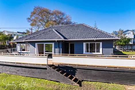 Photo of property in 17a Ash Street, Maungaturoto, 0520