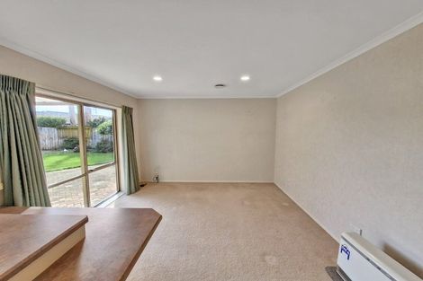 Photo of property in 69 Gravatt Road, Papamoa Beach, Papamoa, 3118