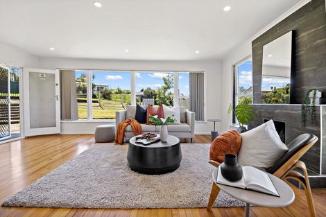 Photo of property in 2 Glengarry Road, Glen Eden, Auckland, 0602