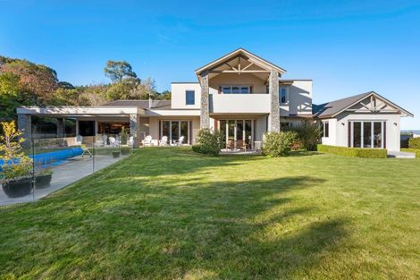 Photo of property in 12 Lakeview Terrace, Taradale, Napier, 4112