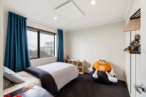 Photo of property in 5 Catchpole Place, Woodend, 7610