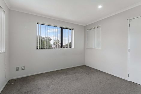 Photo of property in 14b Evans Road, Weymouth, Auckland, 2103