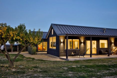 Photo of property in 112 Hall Road, Bannockburn, Cromwell, 9384