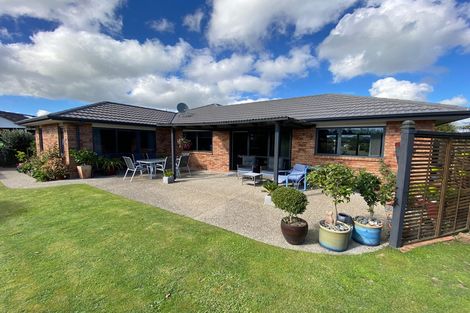 Photo of property in 5 Carroll Place, Owhata, Rotorua, 3010