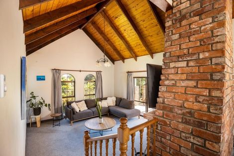 Photo of property in 288e Mangorei Road, Merrilands, New Plymouth, 4312