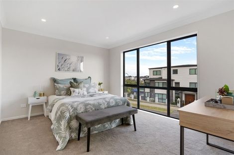 Photo of property in 44 Drumbuoy Drive, Flat Bush, Auckland, 2019