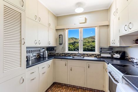 Photo of property in 10 Elizabeth Street, Pukerua Bay, 5026