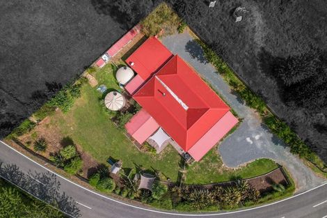 Photo of property in 915 Waiwhero Road, Ngatimoti, Motueka, 7196