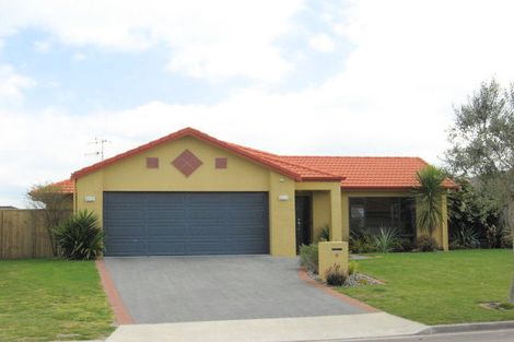 Photo of property in 6 Saint Kilda Place, Papamoa Beach, Papamoa, 3118