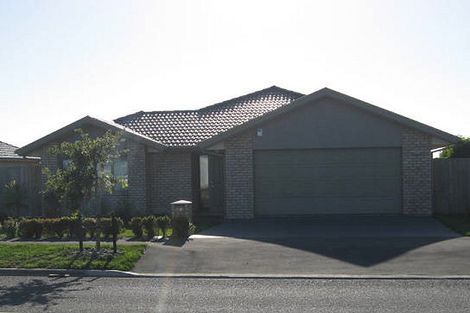 Photo of property in 27 Rolleston Drive, Rolleston, 7614