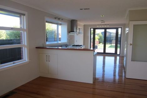 Photo of property in 72 Toorak Avenue, Avonhead, Christchurch, 8042