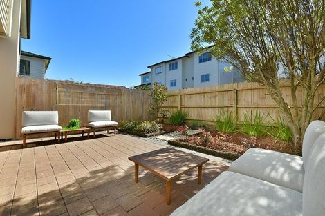 Photo of property in 41/22 Northcross Drive, Oteha, Auckland, 0632