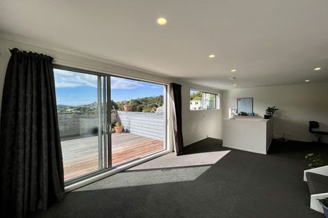 Photo of property in 2/127 Raroa Road, Aro Valley, Wellington, 6012