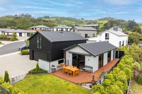 Photo of property in 10 Trudi Place, Green Island, Dunedin, 9018