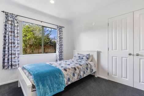 Photo of property in 24 Chelmsley Avenue, Henderson, Auckland, 0612