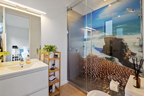 Photo of property in 246 Hillcrest Road, Wainui, 0931