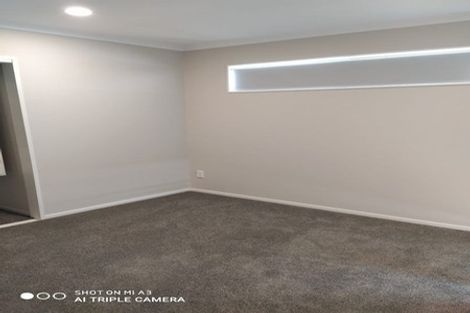 Photo of property in 28 Combat Street, Papakura, 2110