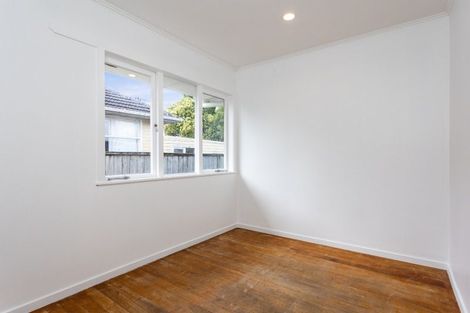 Photo of property in 18 Garelja Road, Henderson, Auckland, 0612