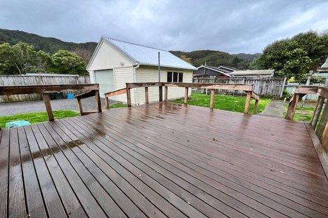 Photo of property in 12 Rumgay Street, Fairfield, Lower Hutt, 5011