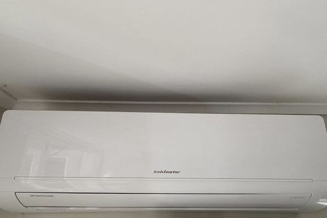 Photo of property in 1/14 Woodside Avenue, Northcote, Auckland, 0627