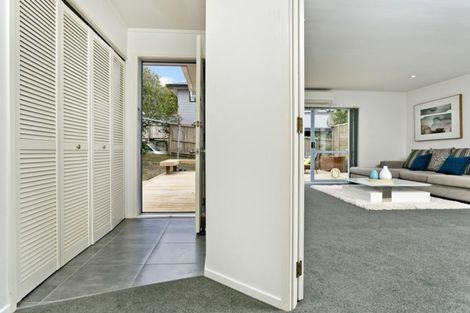 Photo of property in 1/10 Witheford Drive, Bayview, Auckland, 0629