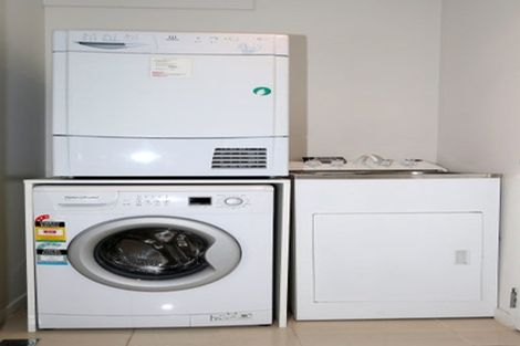 Photo of property in Oxleys Rock Apartments, 204/6 London Quay, Picton, 7220