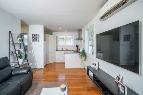 Photo of property in 4 Roswell Place, Islington, Christchurch, 8042