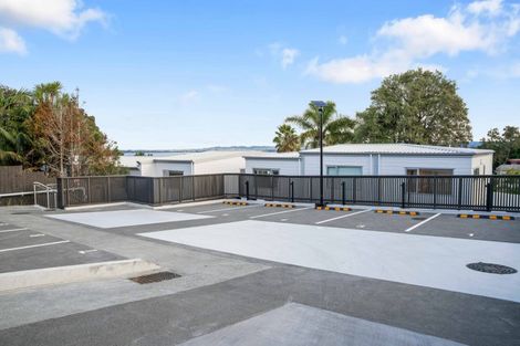 Photo of property in 1/15 Sea Vista Avenue, Beach Haven, Auckland, 0626