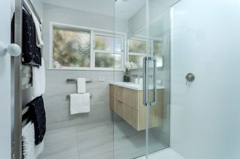 Photo of property in 6 Monarch Avenue, Hillcrest, Auckland, 0627