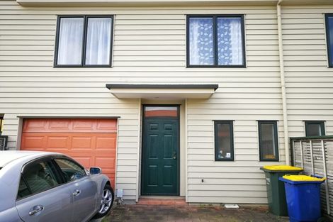 Photo of property in Tuscany Towers, 83/1 Ambrico Place, New Lynn, Auckland, 0600