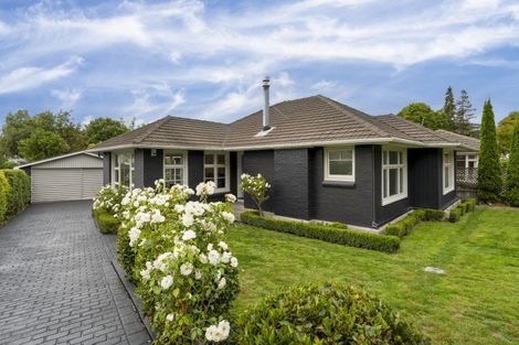 Photo of property in 19 Centaurus Road, Cashmere, Christchurch, 8022