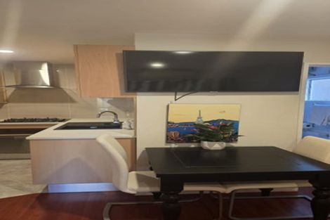 Photo of property in 822 Beach Road, Browns Bay, Auckland, 0630