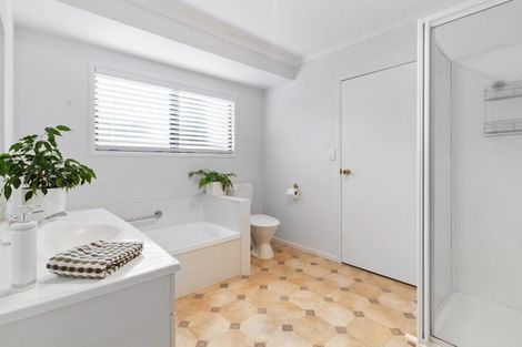 Photo of property in 52 Highfields Drive, Katikati, 3129