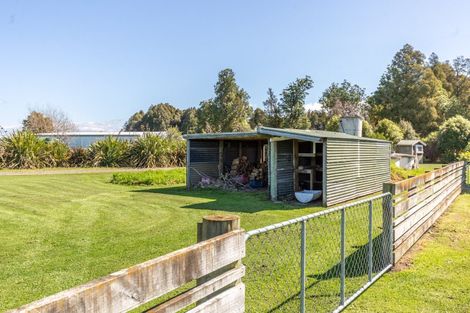Photo of property in 63 Otawa Drive, West Taratahi, Carterton, 5887