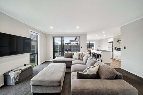 Photo of property in 18 Centaine Way, Papamoa Beach, Papamoa, 3118