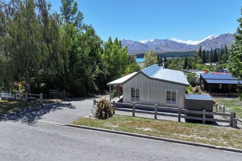 Photo of property in 26 Aorangi Crescent, Lake Tekapo, 7999