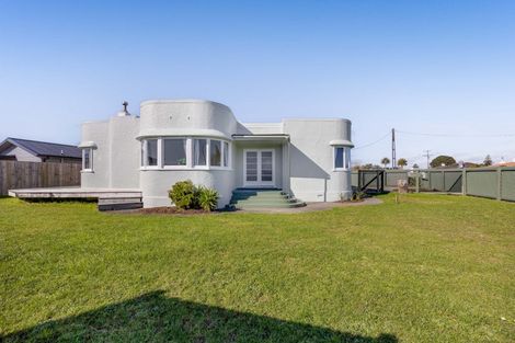 Photo of property in 11 Mcnaughton Street, Waitara, 4320