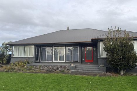 Photo of property in 63 South Road, Blagdon, New Plymouth, 4310
