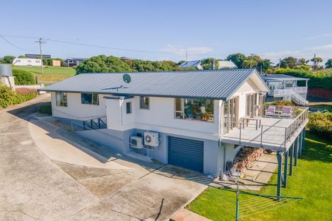 Photo of property in 21 Nasmyth Street, Kakanui, Oamaru, 9495