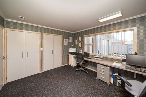 Photo of property in 10 Oriental Street, Welbourn, New Plymouth, 4312