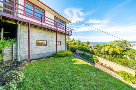 Photo of property in 26 Akatea Road, Korokoro, Lower Hutt, 5012